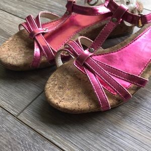 Piper  sandals in metallic pink!  Sz 3